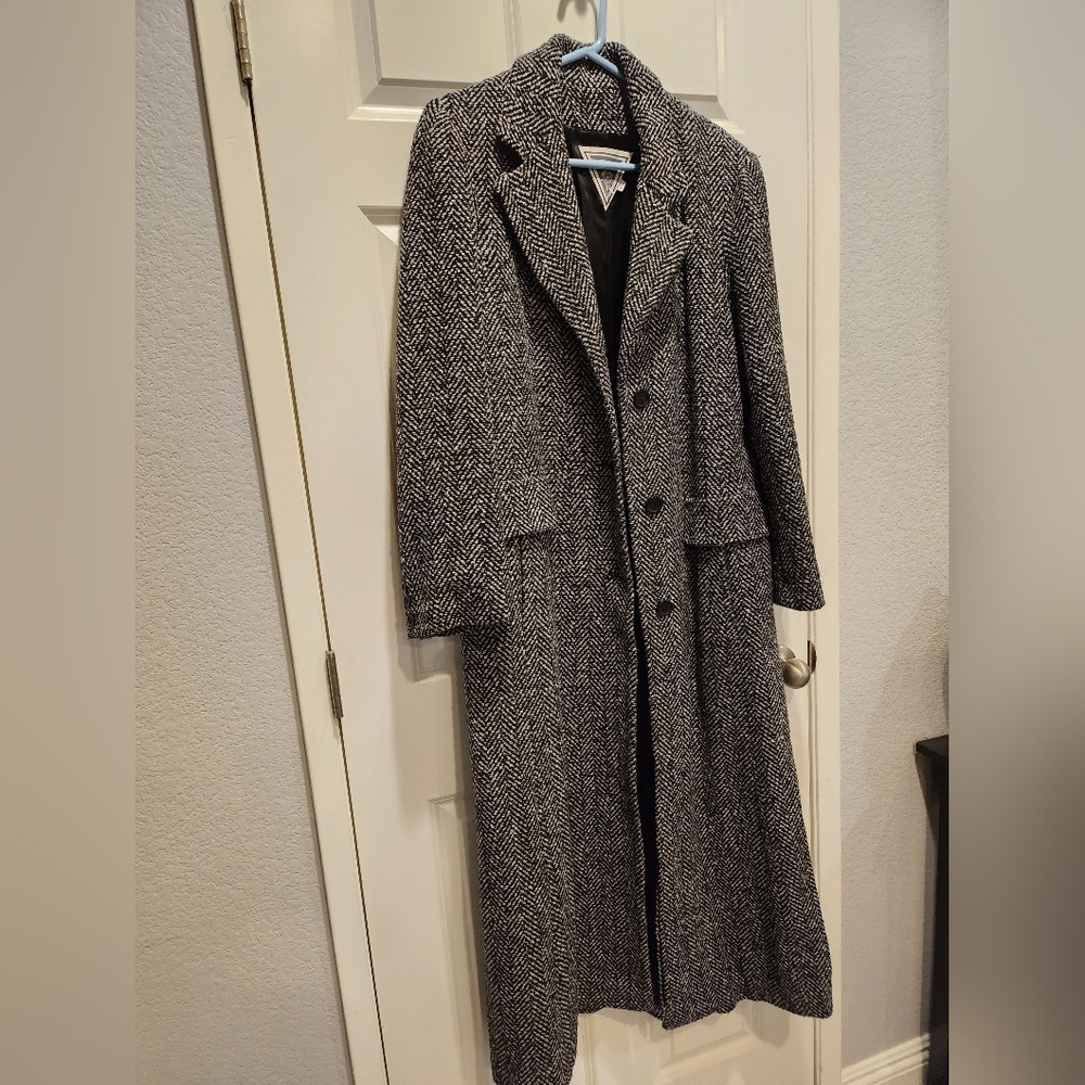 Coat - Marvin Richards - 10 - Black/White